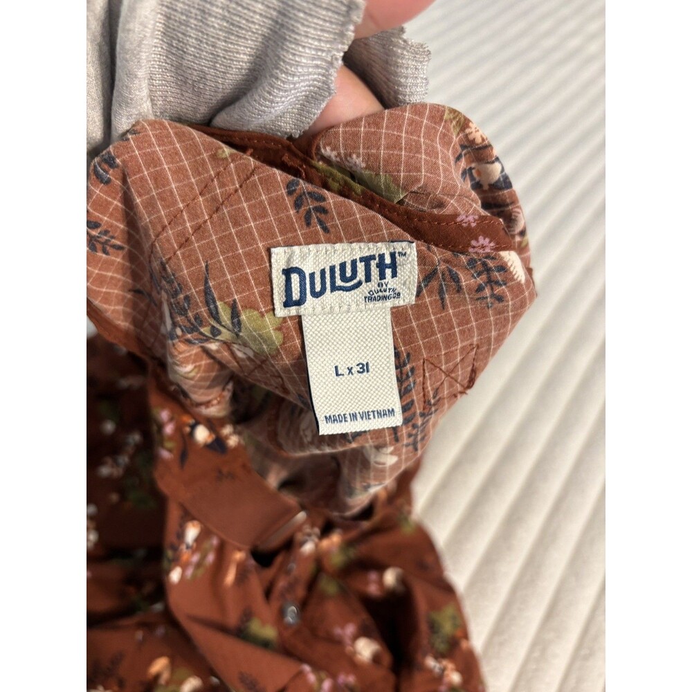 Duluth Trading Heirloom Gardening Bib Overalls Gnome chickens Large 31” Inseam - Picture 4 of 16
